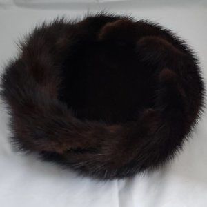 Vintage 50s Brown Mink Velvet Pillbox Hat Coralie